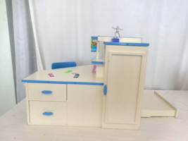 American Girl Mia Bedroom Furniture Bed Desk Chair + Mia&#39;s Bedroom Acces... - $143.56