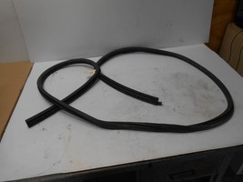 1996 Ford Ranger Front Right Passenger Door Trim Weather Strip Weatherstrip - $750.65 MXN