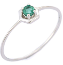 14K White Gold Emerald Pinky Ring - £110.16 GBP