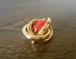 Grosse Germany 1969 For Dior Red Coral Lovers Knot Brooch Vintage Jewelry - £252.43 GBP