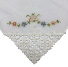 Vintage 1940s Handkerchief White Delicate Embroidered Tatted Tatting Edg... - £14.59 GBP