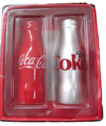 Coca-Cola &amp; Diet Coke Salt and Pepper Shaker Set Ceramic - $202.13 MXN