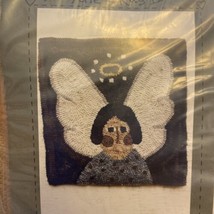 Christmas Angel Heart To Hand Hooked On Rugs Kit Canvas Pattern Hand Dyed Wool - £44.52 GBP