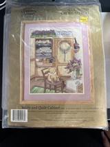 1988 Something Special Teddy &amp; Quilt Cabinet Candamar Design 50417 - $24.74