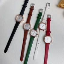 Simple Style Classic Style Solid Color Buckle Quartz Women&#39;s Watches - $4.18