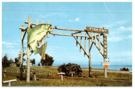 Entrance To The Fish Fry Lodge On The Shore Of Lake Superior Fishing Postcard - £6.92 GBP