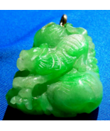 Earth mined Green Jadeite Jade semi translucent Pendant Lucky 18k Gold M... - $341,210.04 MXN