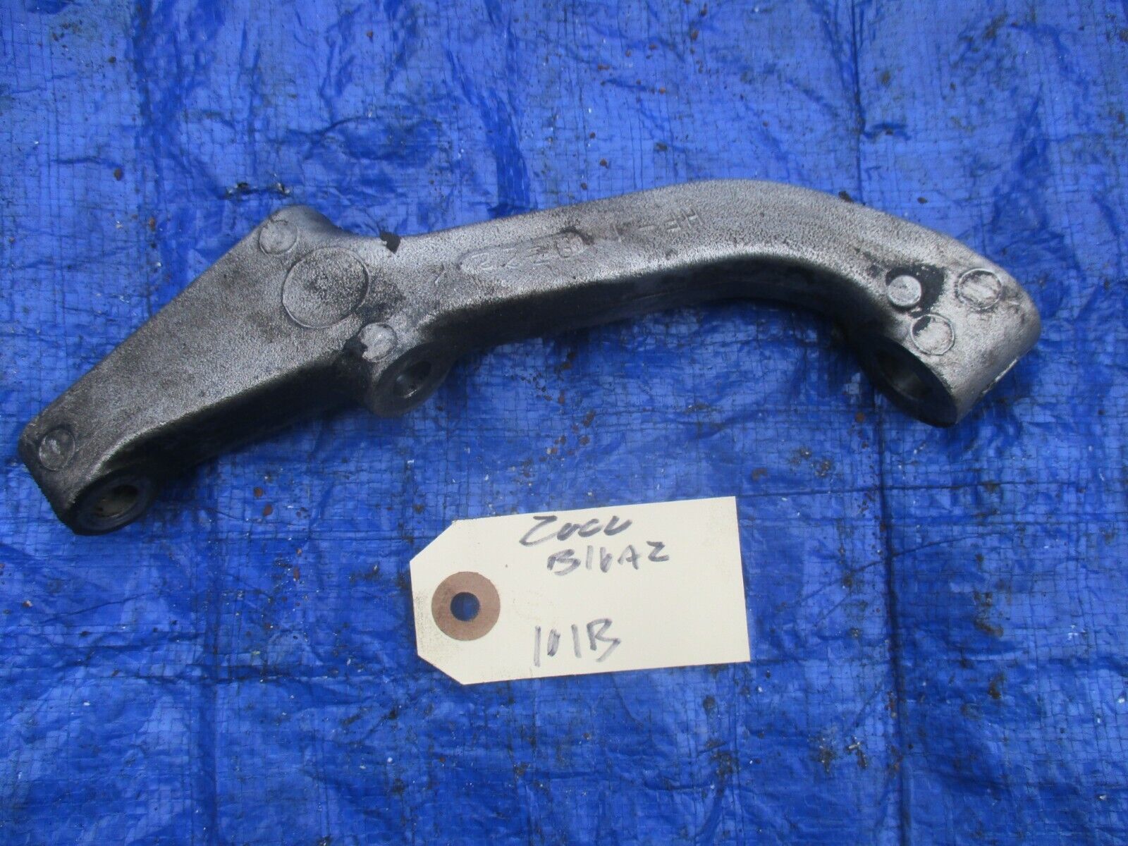 99-00 Honda Civic transmission support bracket OEM engine motor B16A2 VT... - $39.99