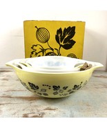 Vintage Pyrex Gooseberry Yellow Cinderella Bowl Set w/ Original Box – MCM  - $8,904.25 MXN