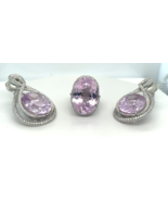 Authenticity Guarantee

Roberto Casirin 18k White Gold Kunzite and Diamo... - $1,016,106.86 MXN