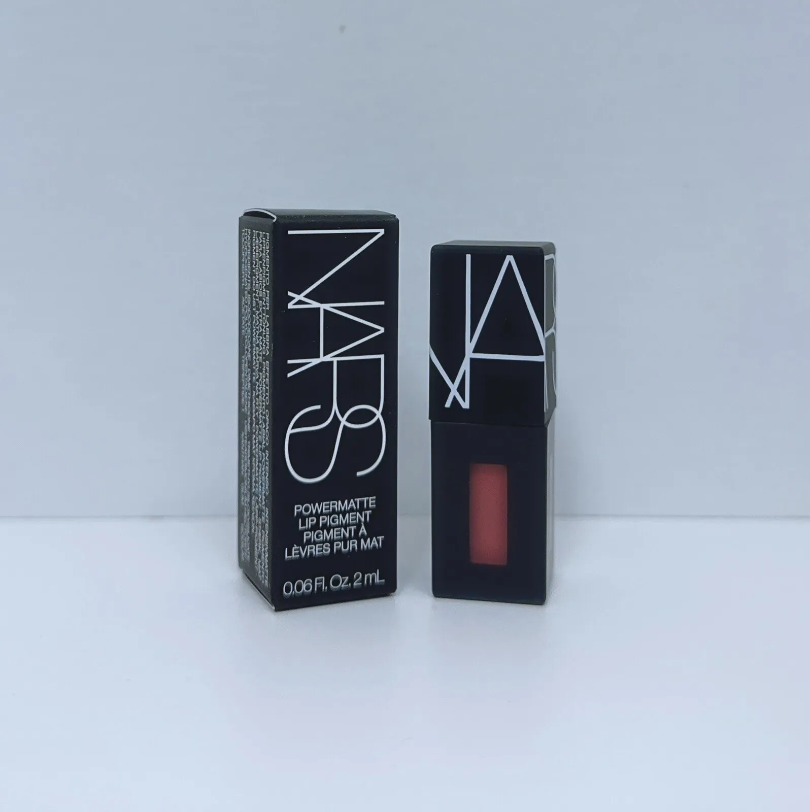  American Woman 112 Power Matte Lip Pigment Lipstick 0.06 Oz - £18.11 GBP