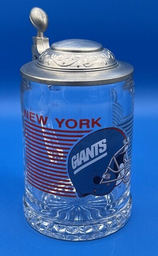 Primary image for Vintage NFL New York Giants Glass Beer Stein with Football Lid 16oz *Pre-Owned*