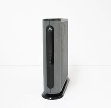 Motorola MB8600 DOCSIS 3.1 Cable - Black image 2