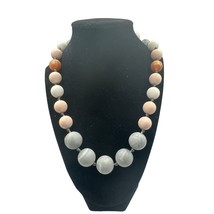 17 inch Silicone Beaded Teething Necklace Gray and Pink - £12.65 GBP