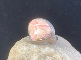 Sterling Silver Ring Sz 5.75 Jewelry 10.54g Pink Marbled Stone Triangle Bezel  - £27.93 GBP