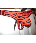 SEXXYBOYS DEEP POUCH RED/BLK ZEBRA, TORPEDO THONG WITH BUILT IN C STRAP - €43,73 EUR