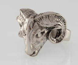 Ram Head Sterling Silver Ring Size 9 - £84.28 GBP
