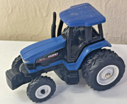 1/64 Ford 8970 Tractor with Front Wheel Assist &amp; Rear Duals - $26.72