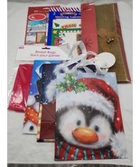 Lot Of (7) Christmas/Holiday Gift Bags Stickers Materials - $20.36 CAD