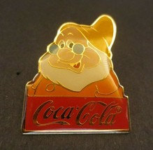 Coca-Cola Disney Doc Lapel Pin WDW 15th Anniversary 1986 Vintage Snow White - £3.88 GBP