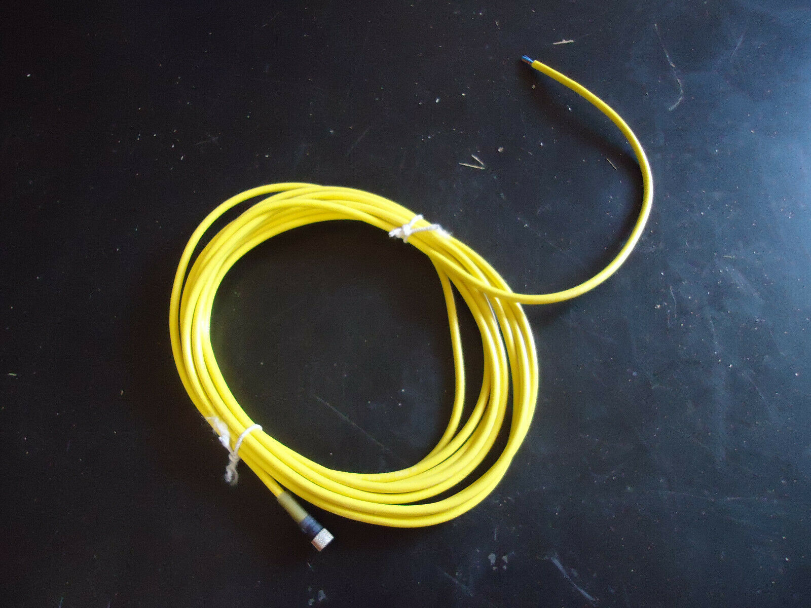 Lumberg RKMV 3-593/5M Sensor Cable 12ft Length 4A 63V 3 Position P/N: 8284 - $13.85