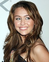 Miley Cyrus Lovely Smiling Candid Pose 16X20 Canvas Giclee - £54.85 GBP