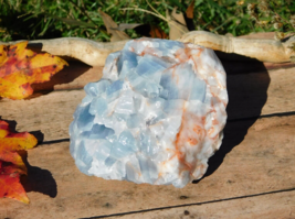 Blue Calcite with Red Calcite 283g Natural Stone Throat Chakra Meditatio... - £18.96 GBP