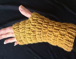 new Handmade Knit Fingerless Texting Gloves Mittens Arm Warmers Glovelets Amber  - £20.15 GBP