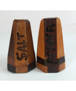 Vintage Parabake 60 Sweetcork Wooden Carved Cone Salt &amp; Pepper Shakers - $248.47 MXN