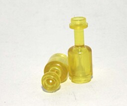 Wine Beer Bottle set of 2 Clear Yellow Minifigure US Toy - $37.54 MXN