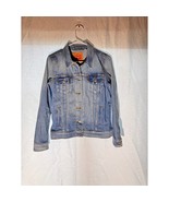 Levi&#39;s Women&#39;s Classic Trucker Denim Jacket Light Wash Size M - $638.07 MXN