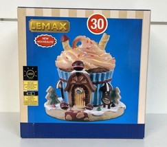 Lemax Chocolate Chalet Sugar N' Spice Lighted Christmas Cupcake House Shop NEW - $37.61
