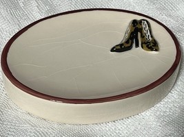 NEW Saturday Knight Chic &amp; Dress Resin Soap Dish - $14.80