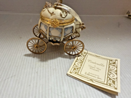Hinged Box Horse Carriage Cinderella Glass Slipper Christmas Ornament #7... - $15.99 CAD