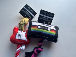 NEW Fender Mini Guitar &amp; Pink Floyd Mini Cassette Tape 4.5&#39;&#39; Dog Toy Plu... - $20.13 CAD