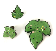 Vintage Copper Enamel Green Leaf Brooch Pin and Earring Set Screw Back Mod - £19.44 GBP