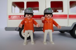 Playmobil Ambulance # 3925 with Figures 1994 - £15.79 GBP