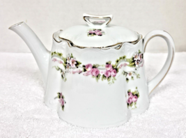 Vintage Bavaria Rose Garland Bone China Teapot Ruffled &amp; Sweet Read Desc... - $29.21
