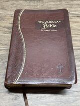 New American Bible St. Joseph Edition 2011 Catholic Book Publishing KG JD - $19.79