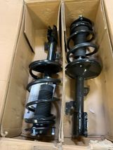 Front Left &amp; Right Struts with Coil Spring for 2001 2002 2003 Toyota Hig... - $98.01