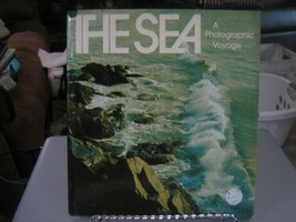 The Sea : A Photographic Voyage by Dee Danner Barwick (1971, Hardcover) - $8.06
