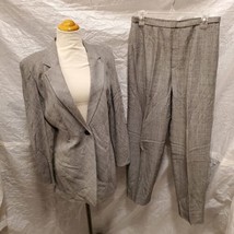 Dana Buchman Petite Women&#39;s Gray Blazer Size 8 and Pants Size 10 - £55.38 GBP