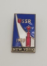 USSR Cultural Exhibition New York City Vintage 1959 Souvenir Pin Badge B... - $19.60