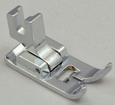 Zig Zag Low Shank Presser Foot 5613 - €4,27 EUR