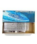 Cruiser USS Vincennes CA-44 US NAVY 1/700 Scale Model Kit by Trumpeter - $1,015.33 MXN