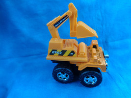 Greenbriar International Plastic Construction Vehicle or Cake Topper - $1.52