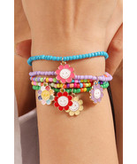 Smiley Flower Beaded Bracelet - $224.47 MXN