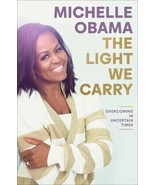 The Light We Carry : Overcoming in Uncertain Times by Michelle Obama (2022 - €10,30 EUR