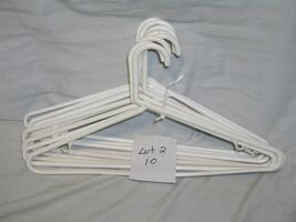Clothes Hangers in Lots. Plastic Variety in Colors. Pick Your Lot! - $7.39 CAD