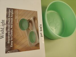 WishLight pet bowls, Cute Paw-Print Detail image 2